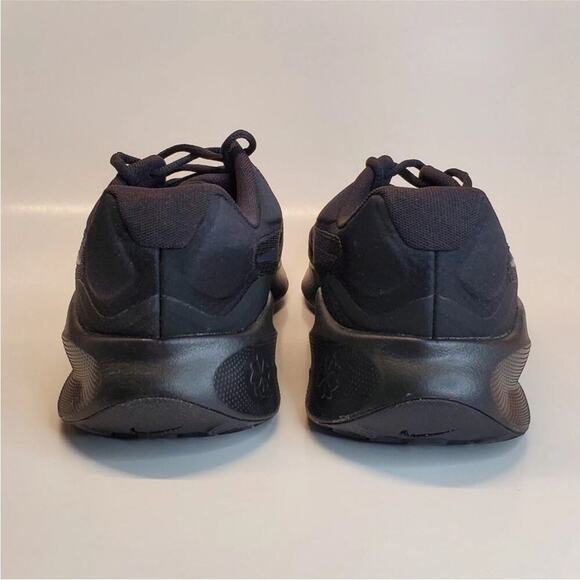 New Nike Revolution 7 Black Off Noir Men's Running Shoes Sneakers Size 11 wide - Picture 4 of 5